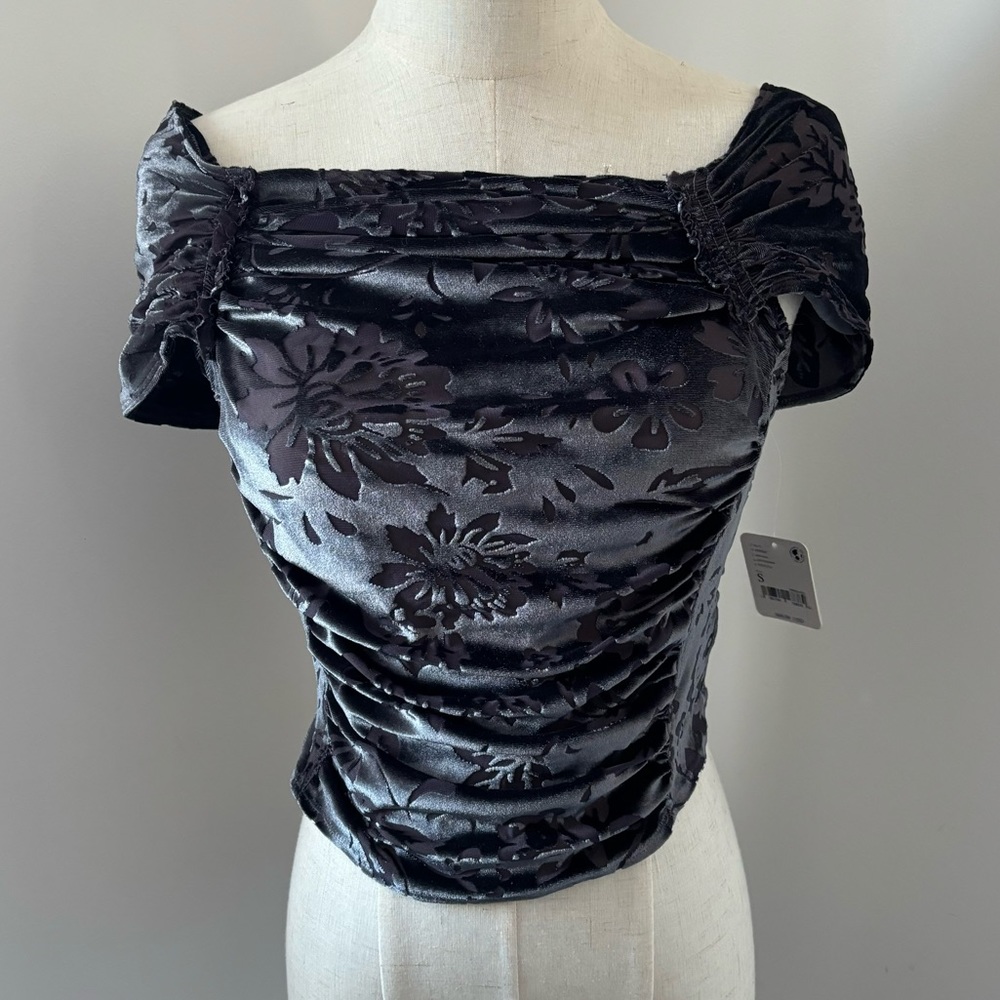 NWT Free People Off the Shoulder Velvet Ruched Cropped Joni Top